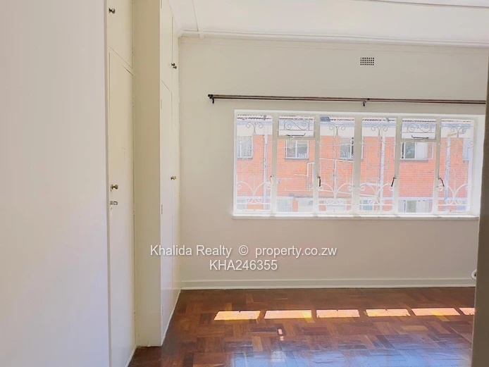 Avondale Flat for rent