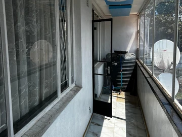 3 Bedroom Flat & Apartment