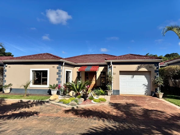 3 Bedroom Flat & Apartment