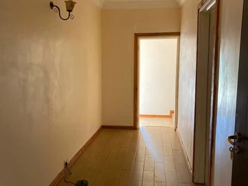 9 Bedroom House