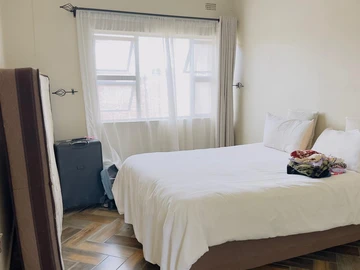 2 Bedroom Garden Flat