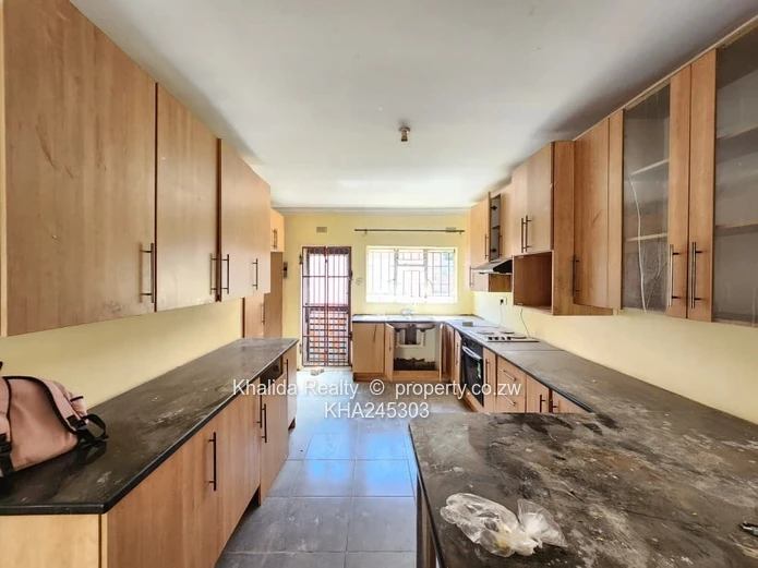 Apartment for Rent in Bluffhill