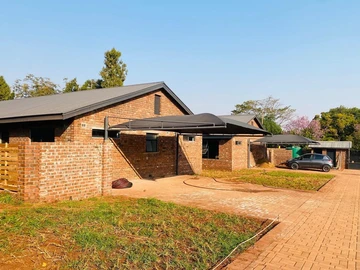 4 Unit Townhouse Complex