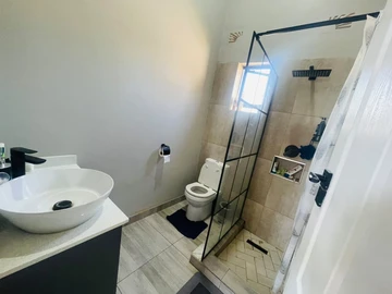 2 Bedroom Garden Flat