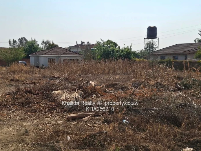 GOODHOPE WESTGATE LAND with a 2-BEDROOM COTTAGE FOR SALE
