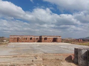 Stands & Residential Land