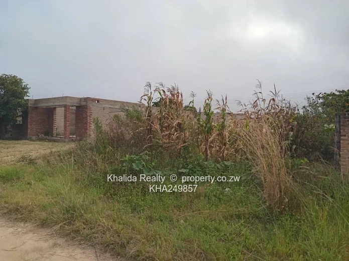 Partially Built 5-Bed Home On 875M² – Chivhu