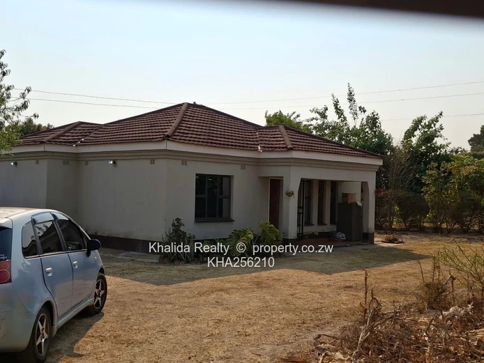 GOODHOPE WESTGATE LAND with a 2-BEDROOM COTTAGE FOR SALE