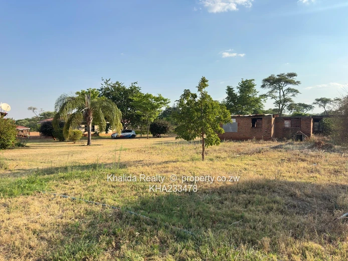 Orange Grove Property for Sale in Chinhoyi Argo-Residential  (Sole Mandate)