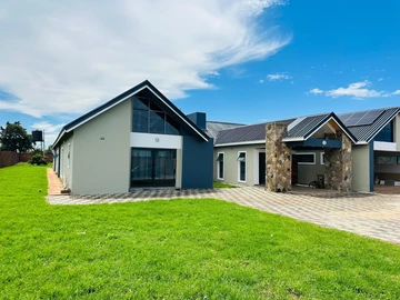 5 Bedroom House