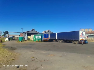 Commercial & Industrial Land