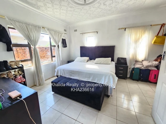 Madokero Estate House For Sale (Sole Mandate)